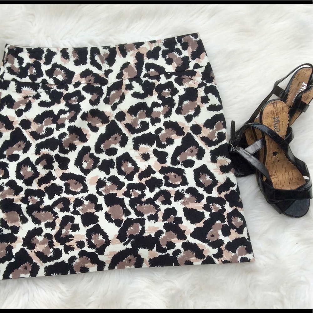 ❤️NWT Loft Skirt Size 2 Leopard Print Skirt